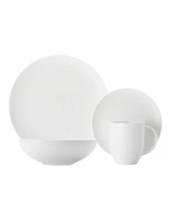 Maxwell & Williams Diamonds 16 Piece Dinner Set