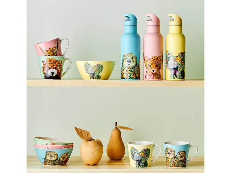 Maxwell & Williams Marini Ferlazzo Wild Planet Mug 370ML Red Panda DX1099 4 Maxwell & Williams Marini Ferlazzo Wild Planet Mug 370ML Red Panda DX1099 - Image 2