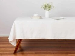 Maxwell & Williams Cotton Classics Rectangular Tablecloth 230x150cm Snow GX0502 -Maxwell & Williams Shop maxwell williams tablecloths maxwell williams cotton classics rectangular tablecloth 230x150cm snow gx0502 31492121100377